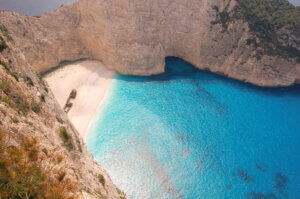 Read more about the article Hidden Beaches in Greece You Can Only Reach by Boat